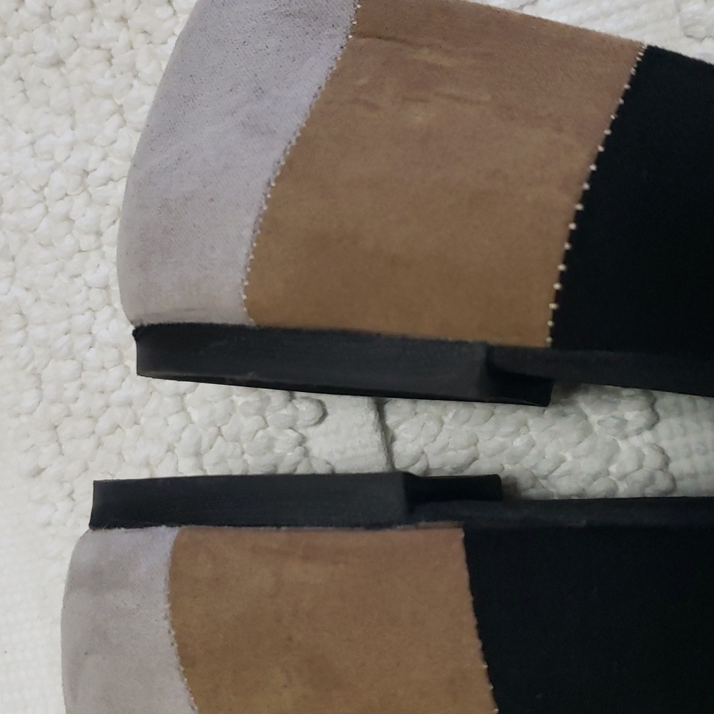 PIERRE DUMAS STRIPED FLAT W/ BUCKLE - Picture 8 of 9